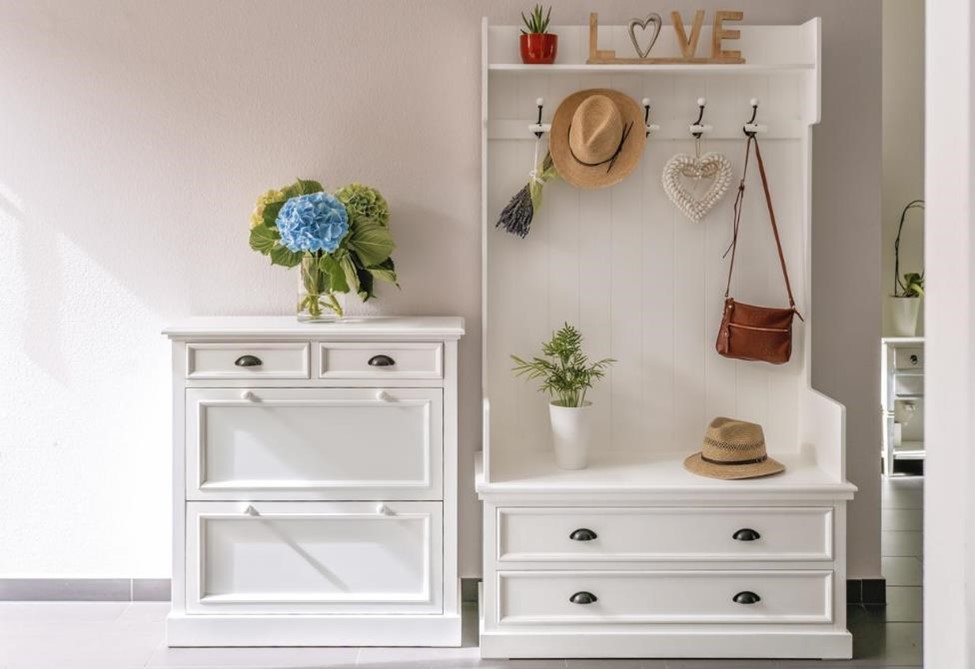 Organizational items in a mudroom
