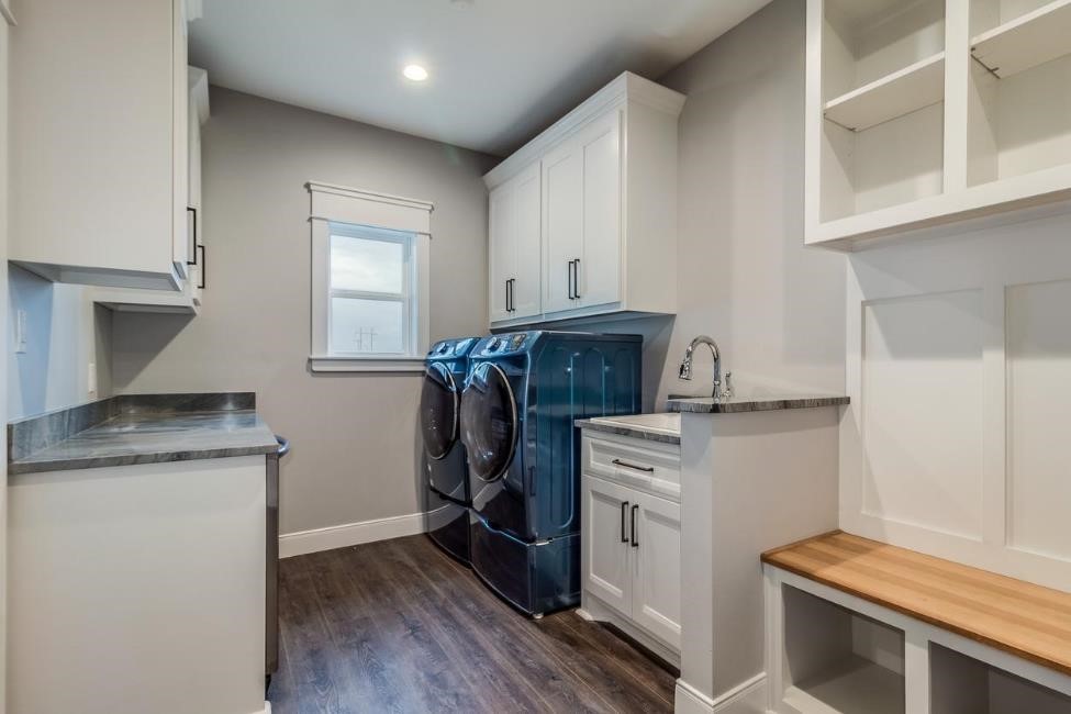 washer and dryer in a mudroom